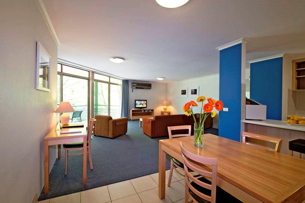 Kingston Terrace Serviced Apartments Canberra Exterior photo